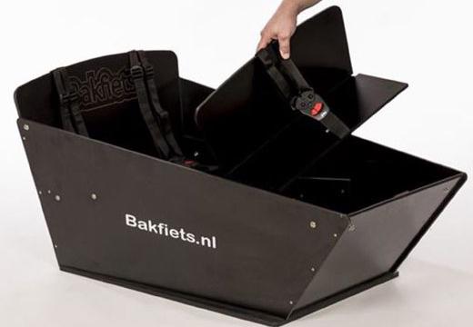 Přídavná lavička černé barvy